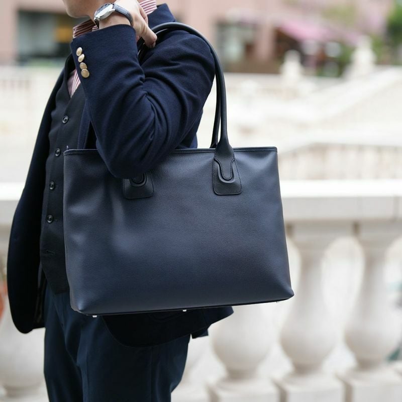 【傳濱野】A4本革トートバッグCavaliere Teo（カヴァリエーレ・テオ） 傳濱野】≪メンズ≫伝わる、名品の手ざわり。シーンを選ばない万能A4