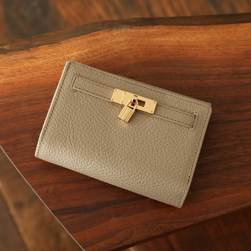 【傳濱野】《人気No.1黄金比シリーズ》手のひらサイズに、長財布の収納力。いいとこ取りの“七分袖ウォレット”Mietia Wallet Waltz（ミーティアウォレット ワルツ）